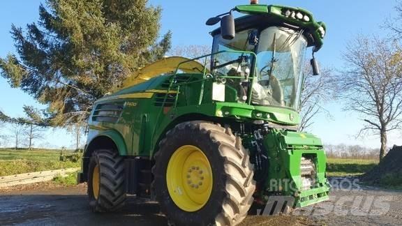 John Deere 8400 Фуражни комбайни