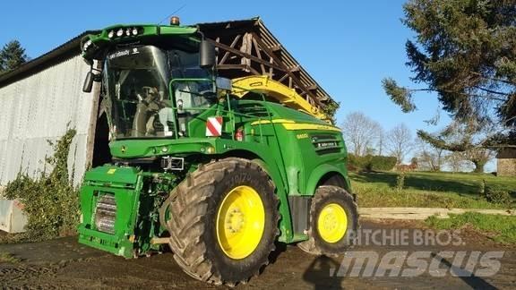 John Deere 8400 Фуражни комбайни