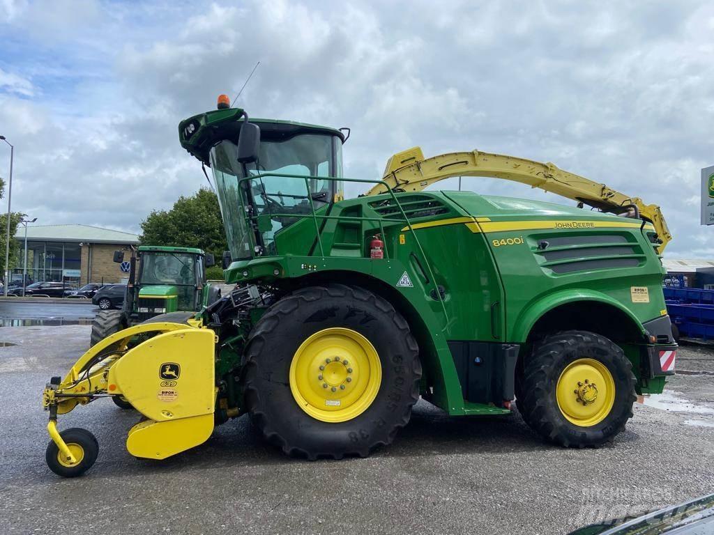 John Deere 8400i Фуражни комбайни