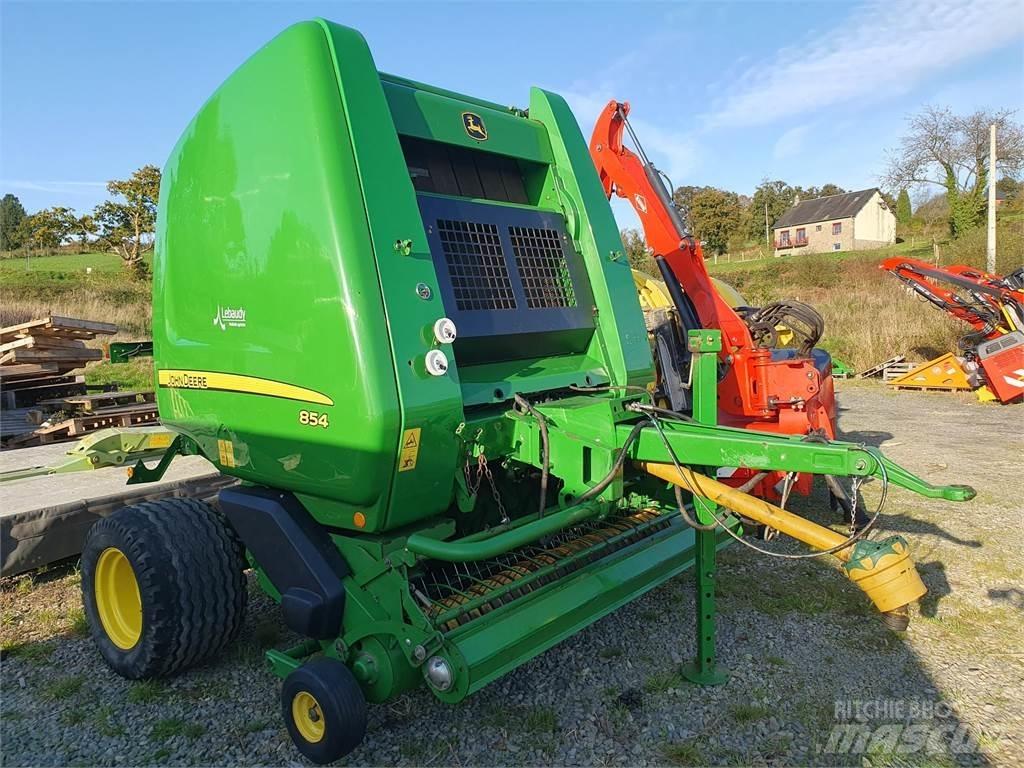 John Deere 854 Сламопреси за кръгли бали
