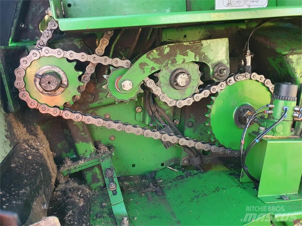John Deere 854 Сламопреси за кръгли бали
