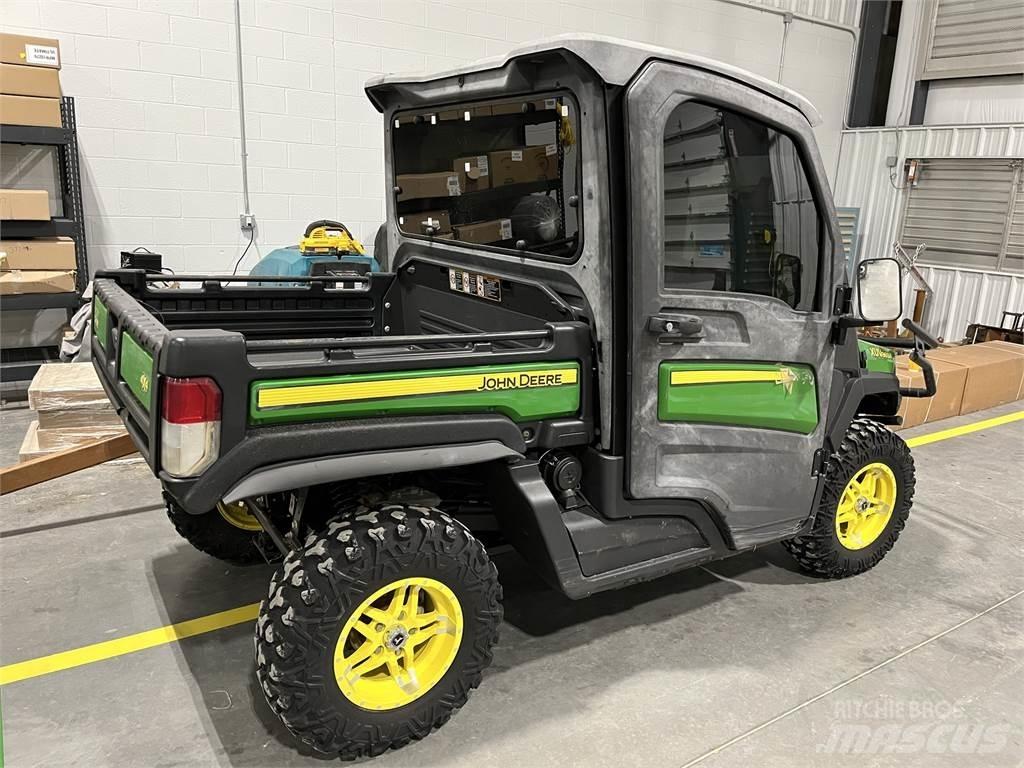 John Deere 865m Комунални съоражения