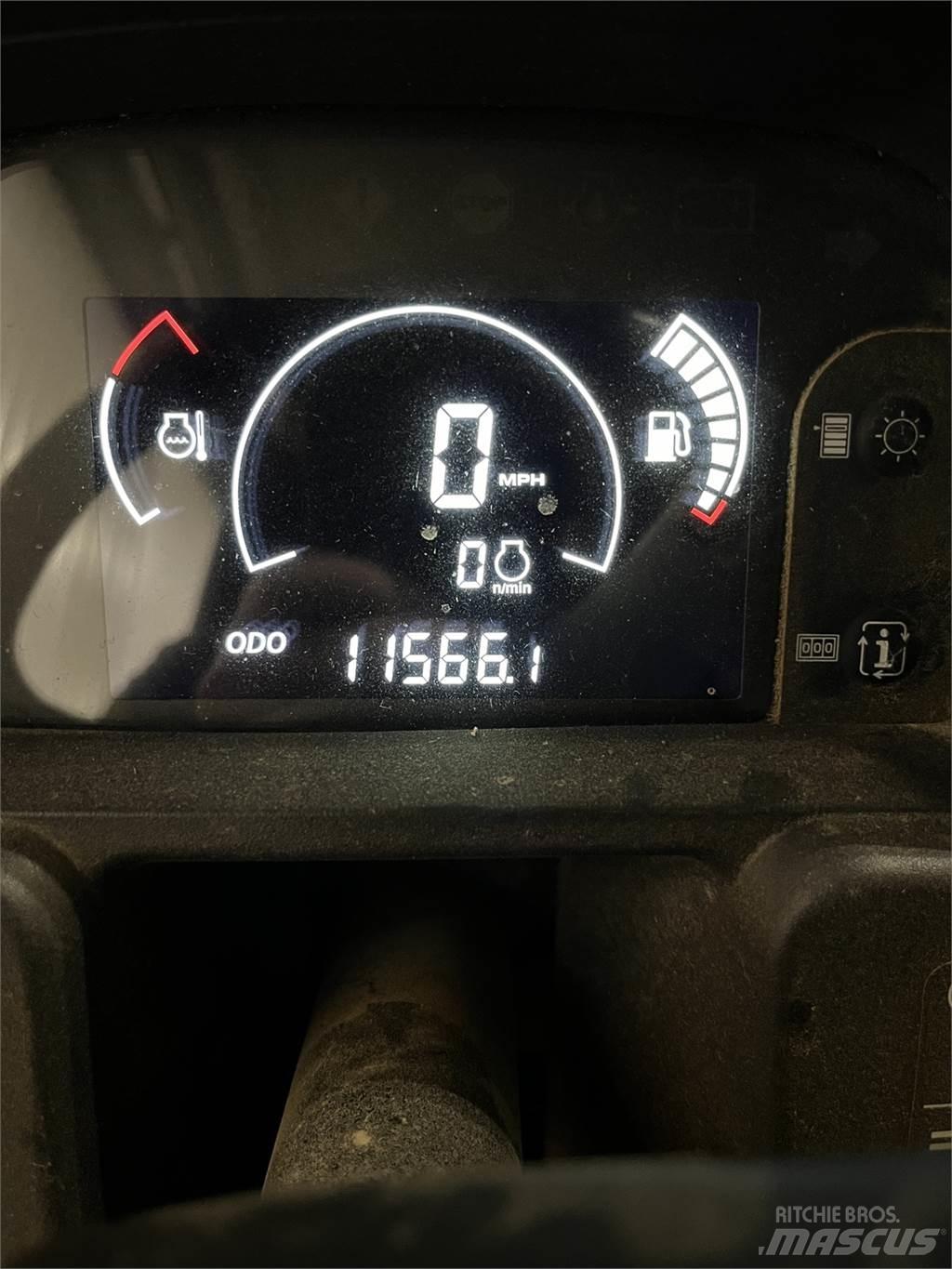 John Deere 865m Комунални съоражения