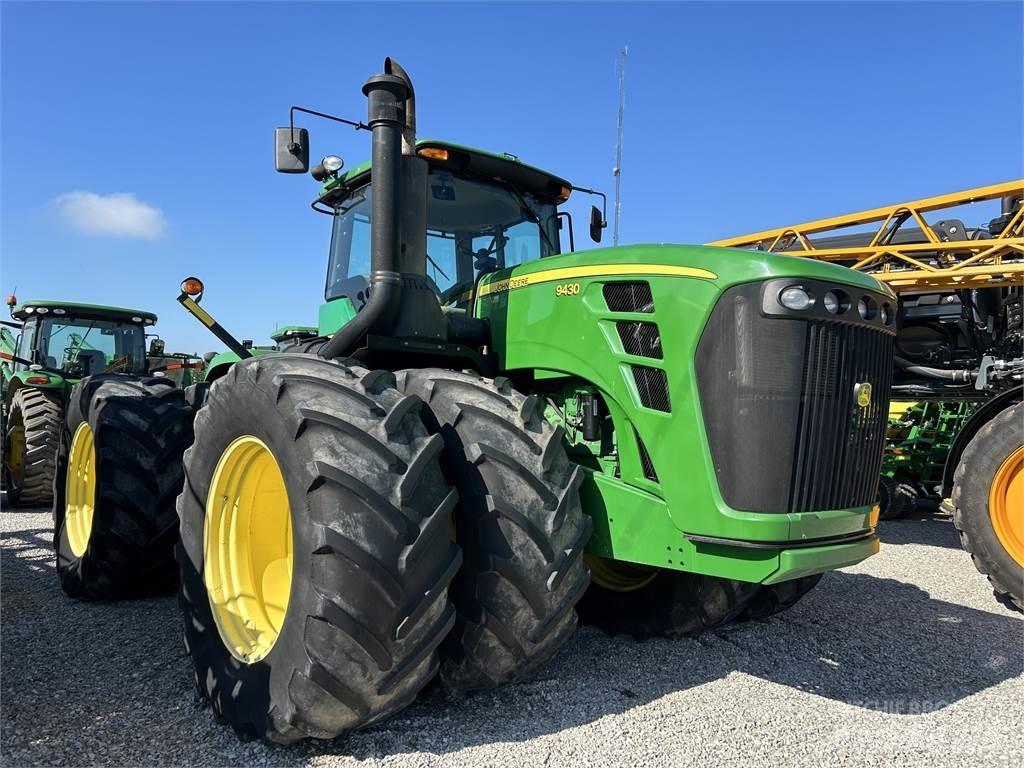 John Deere 9430 Трактори