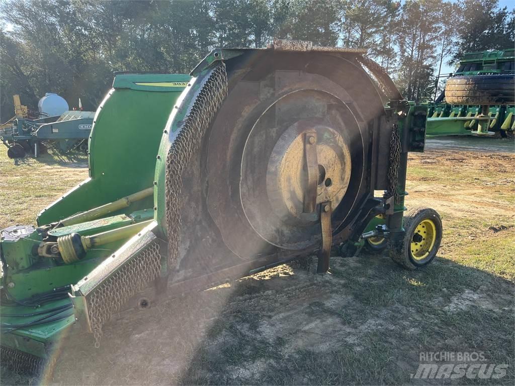 John Deere R15 Резачки за бали, резачки и машини за отмотаване на бали