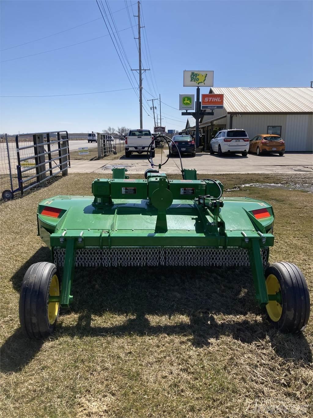 John Deere RC8M Резачки за бали, резачки и машини за отмотаване на бали