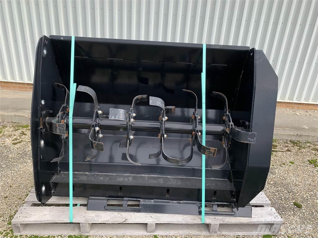 John Deere RT52 Брани и ротационни рали