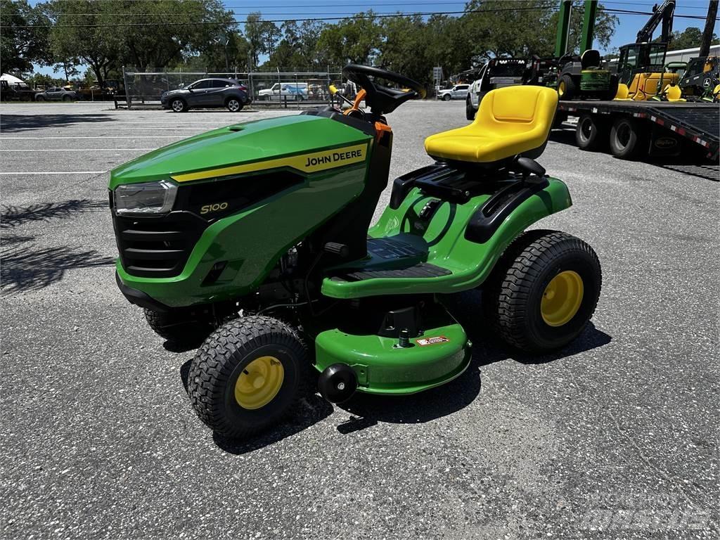 John Deere S100 Тракторни косачки