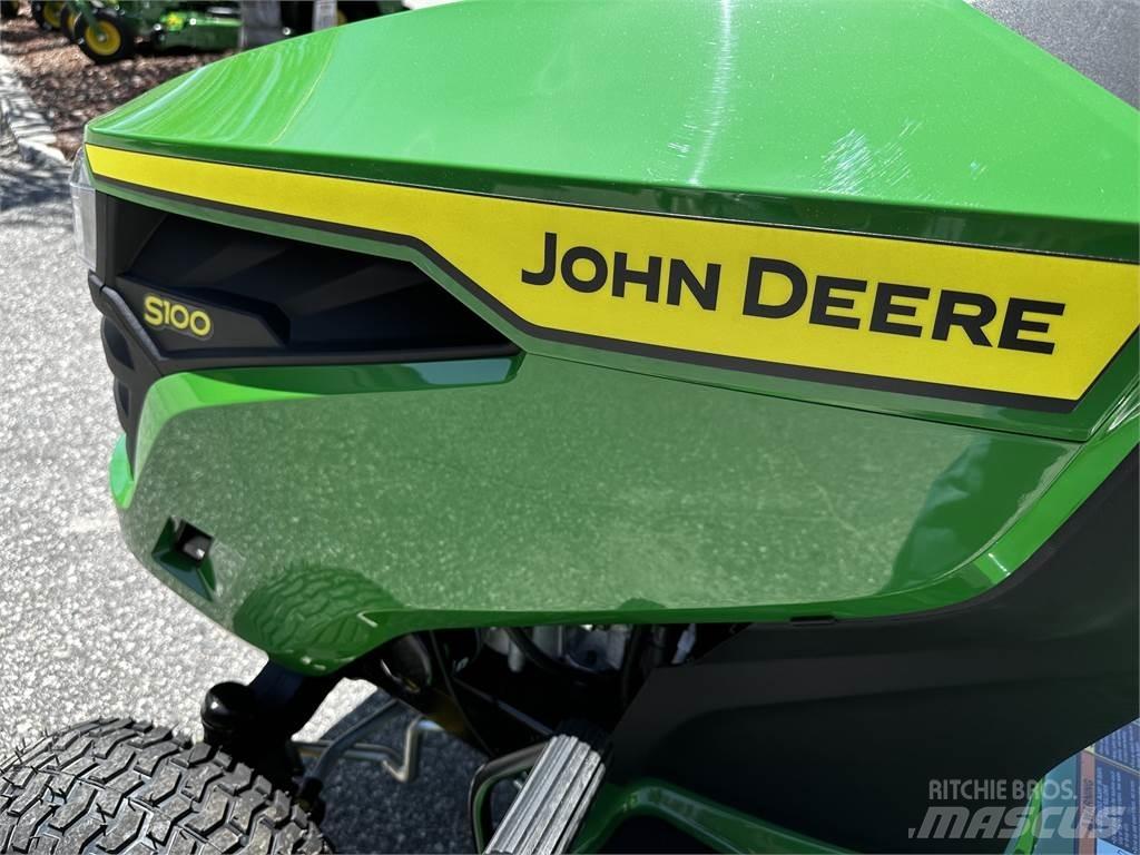 John Deere S100 Тракторни косачки