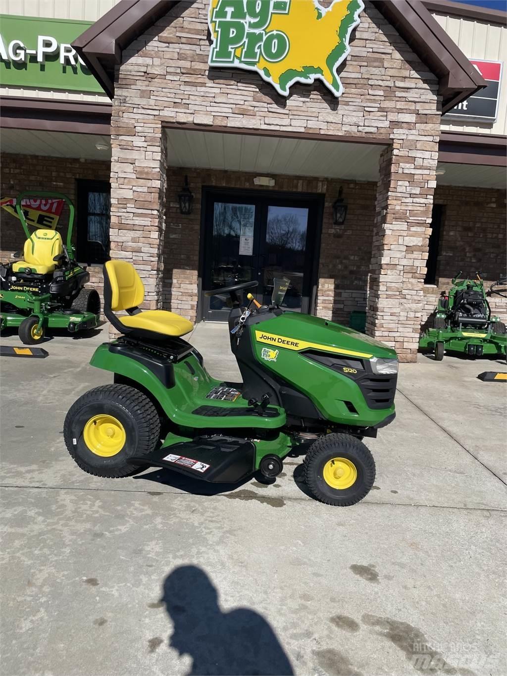 John Deere S120 Тракторни косачки