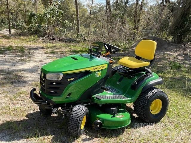 John Deere S130 Тракторни косачки