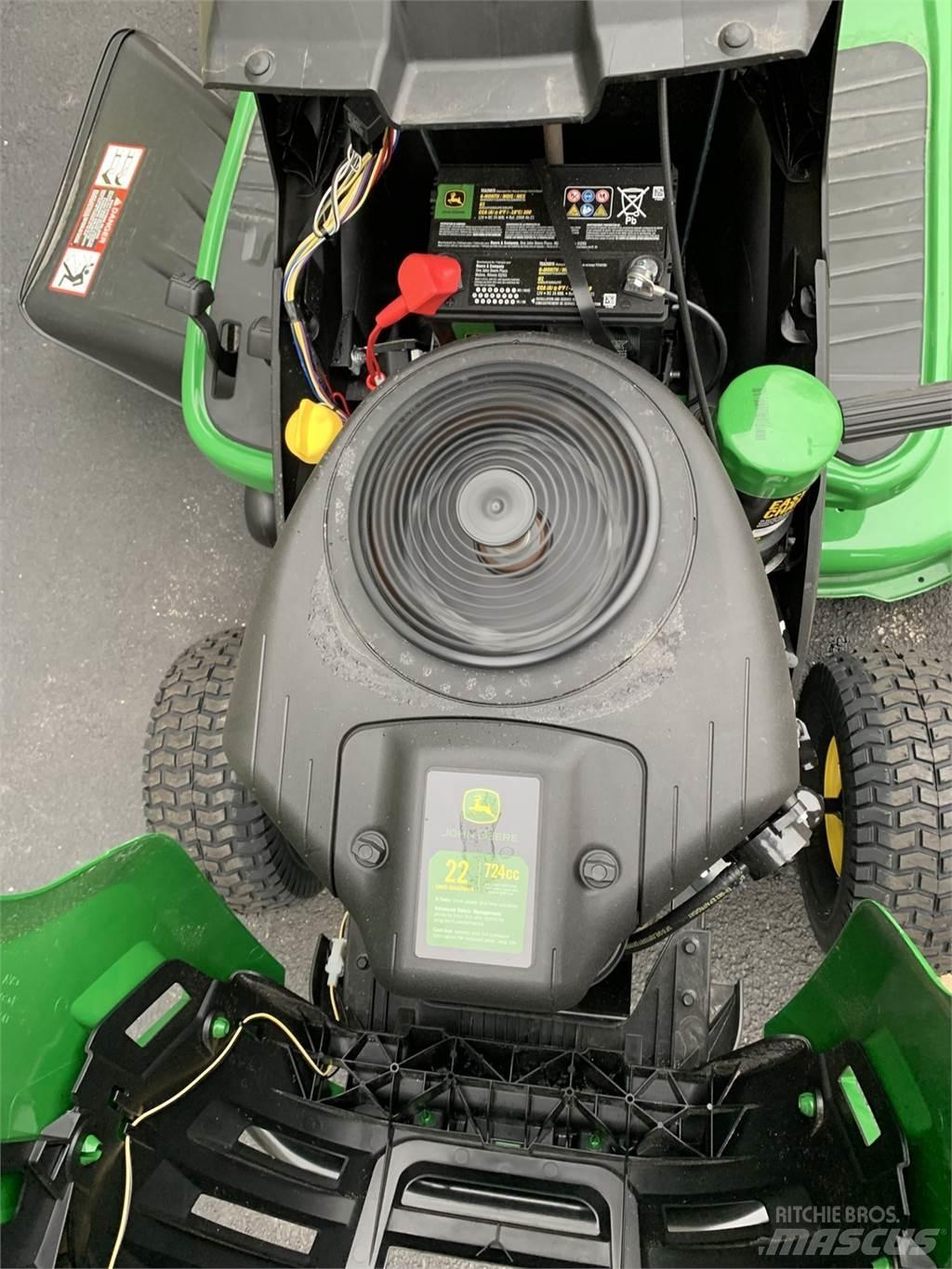 John Deere S130 Тракторни косачки
