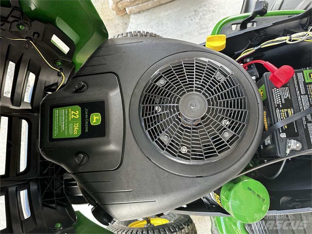 John Deere S130 Тракторни косачки