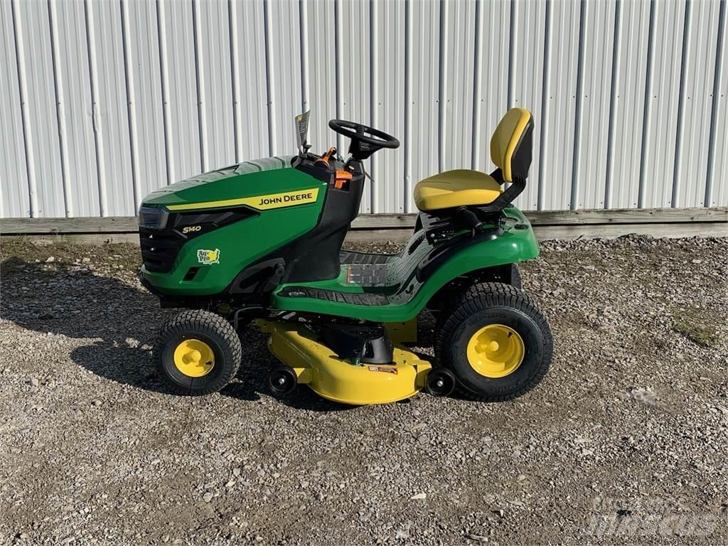 John Deere S140 Тракторни косачки