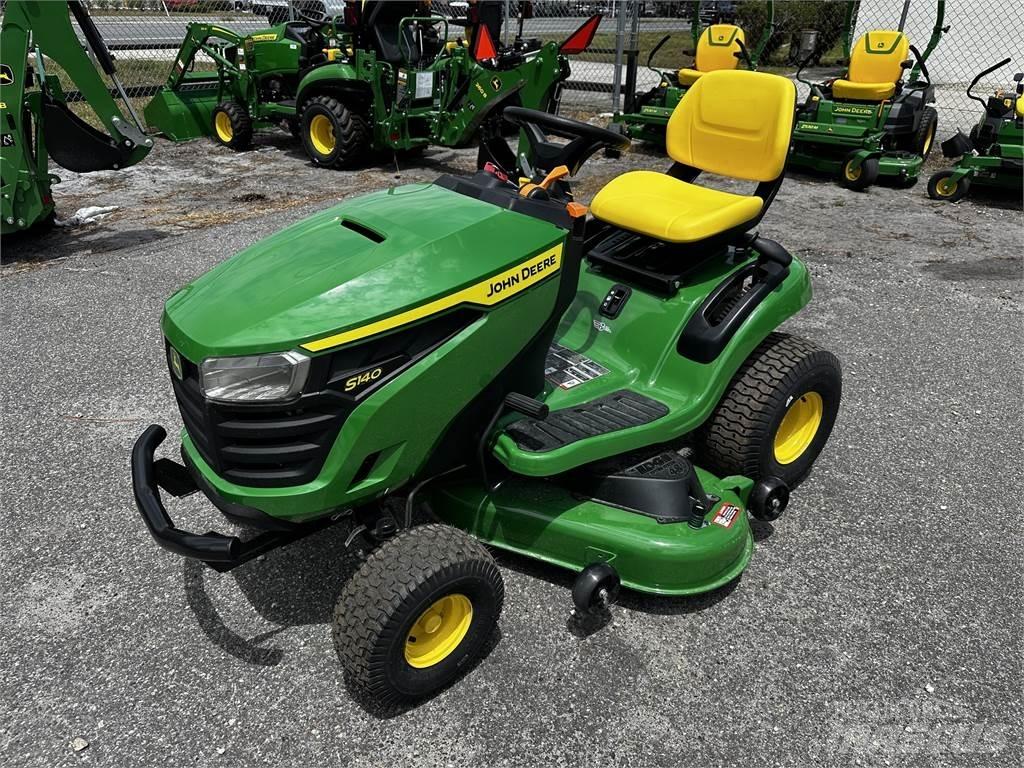 John Deere S140 Тракторни косачки