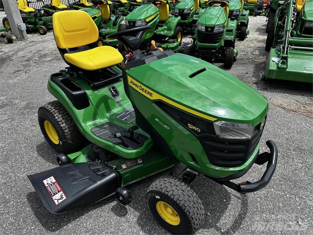 John Deere S140 Тракторни косачки