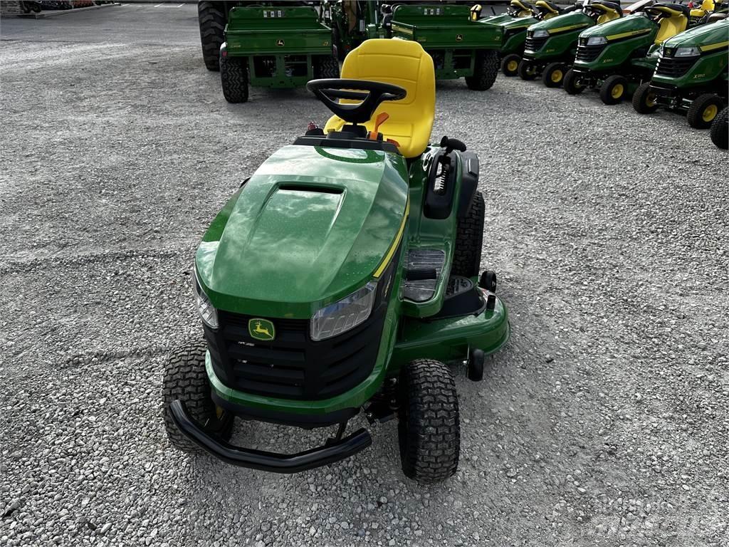 John Deere S160 Компактни трактори