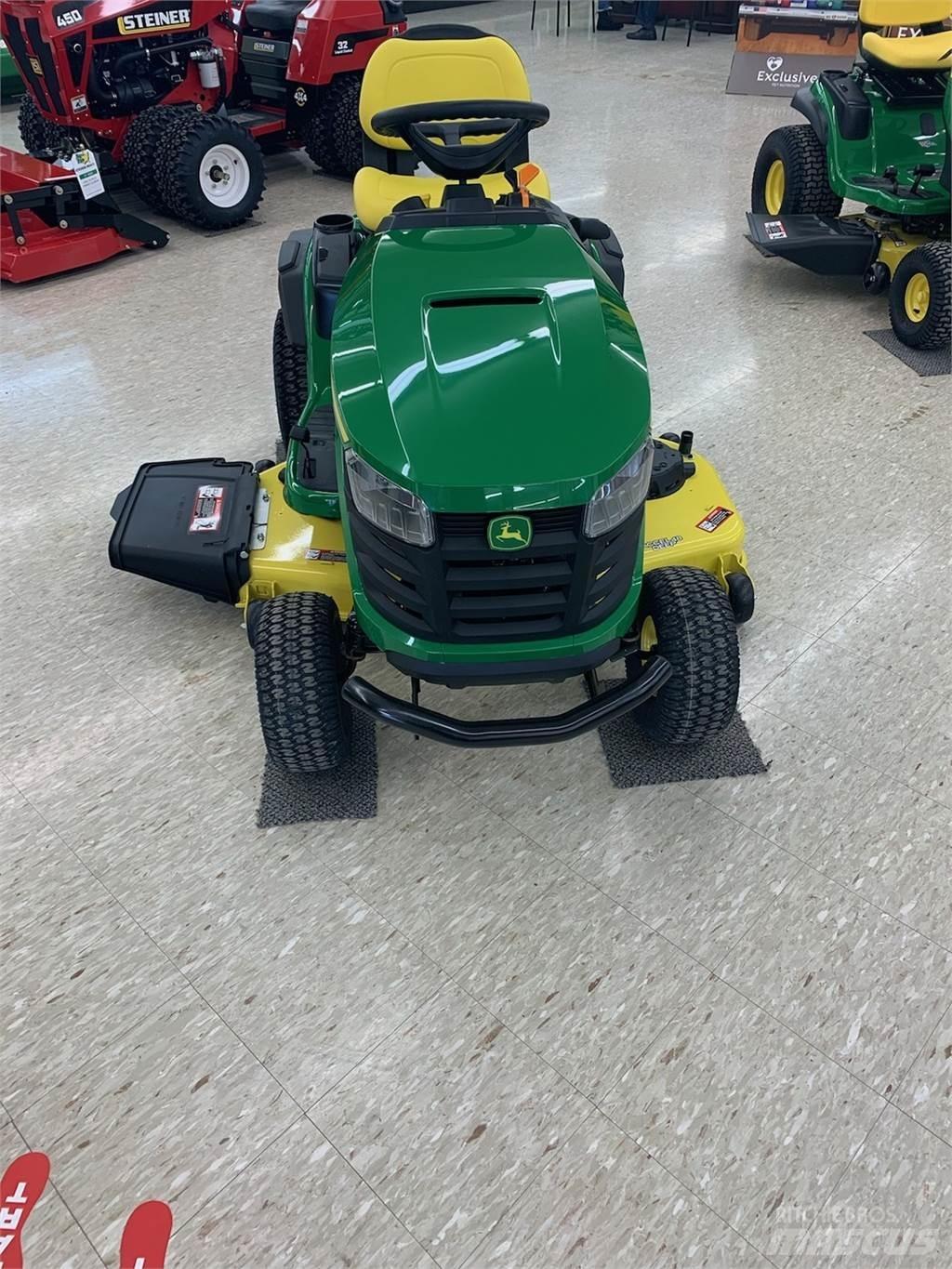 John Deere S240 Компактни трактори