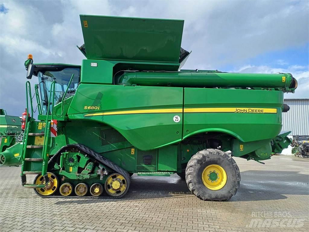 John Deere S680 Комбайни