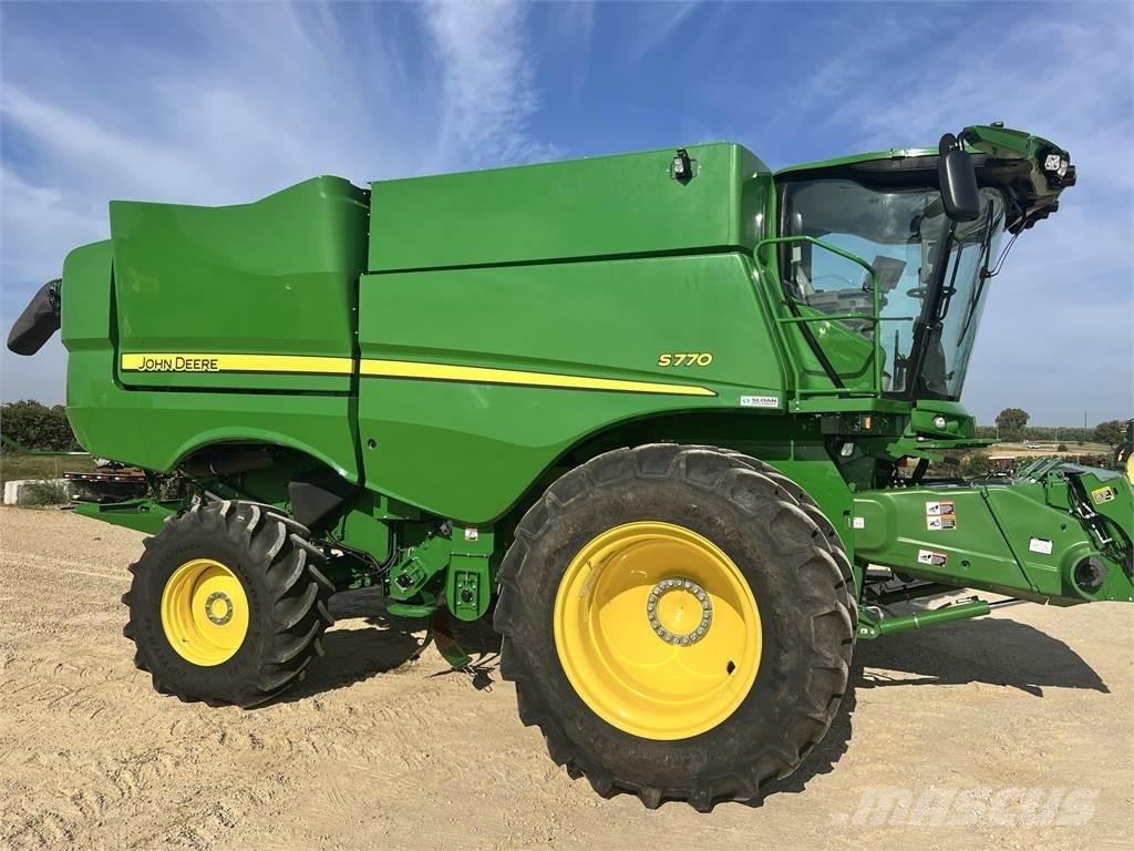 John Deere S770 Комбайни
