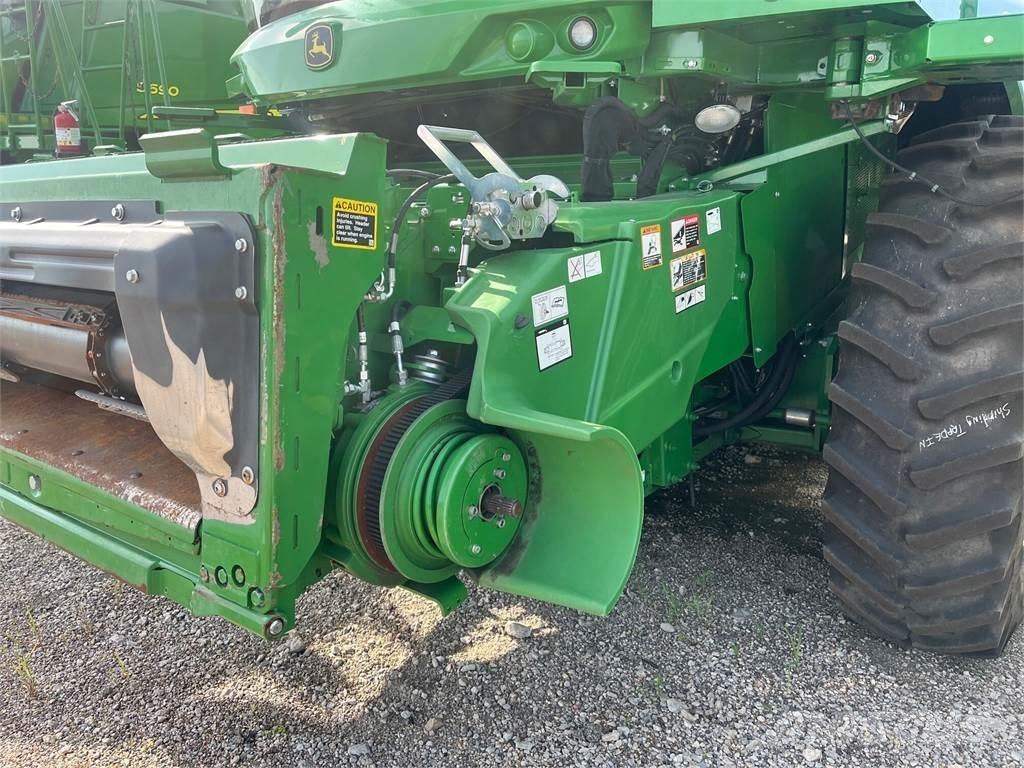 John Deere S770 Комбайни
