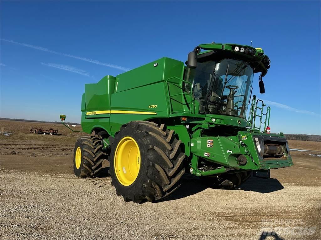 John Deere S790 Комбайни