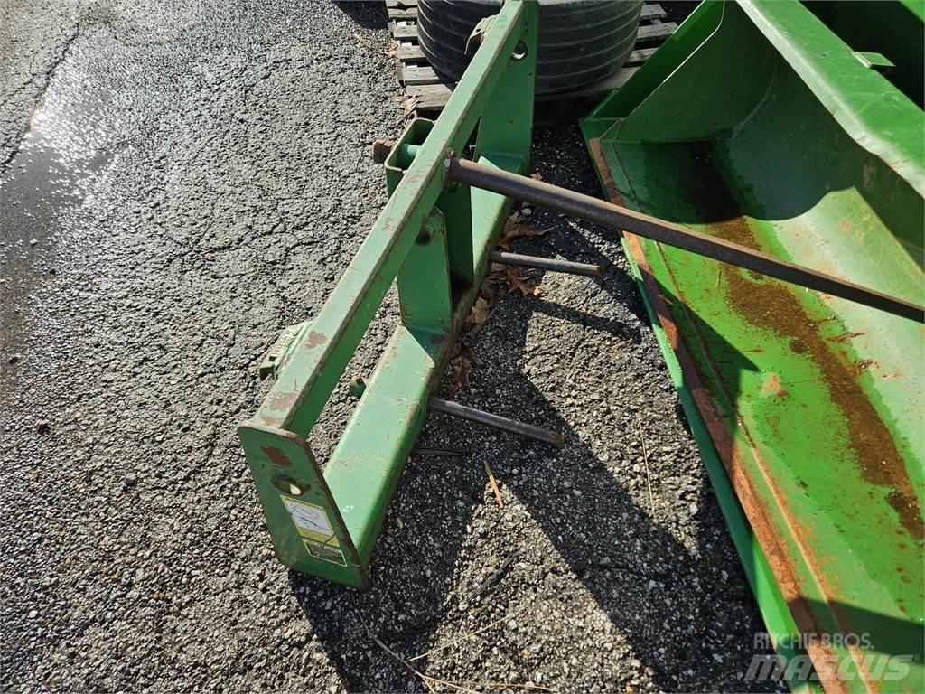 John Deere SE Друга техника за жънене на фураж