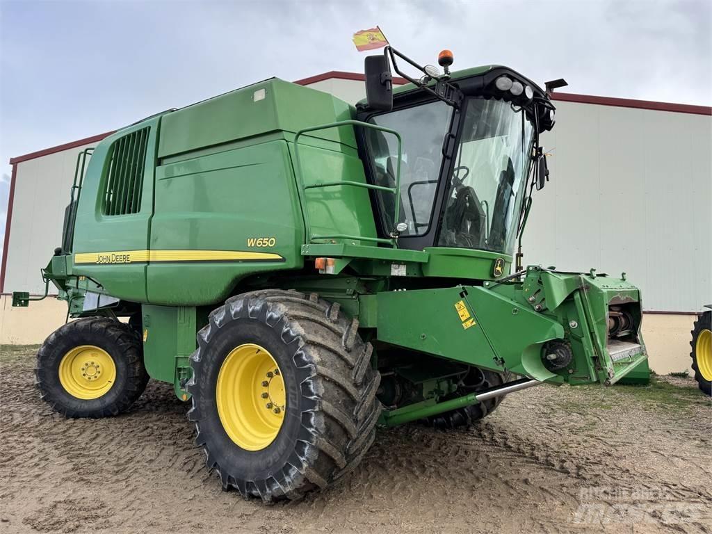 John Deere W650 Комбайни