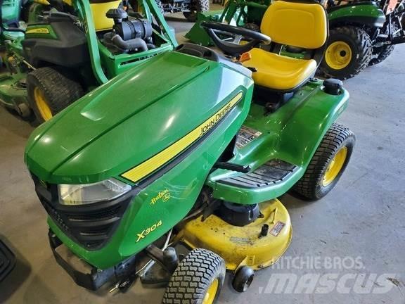 John Deere X304 Тракторни косачки