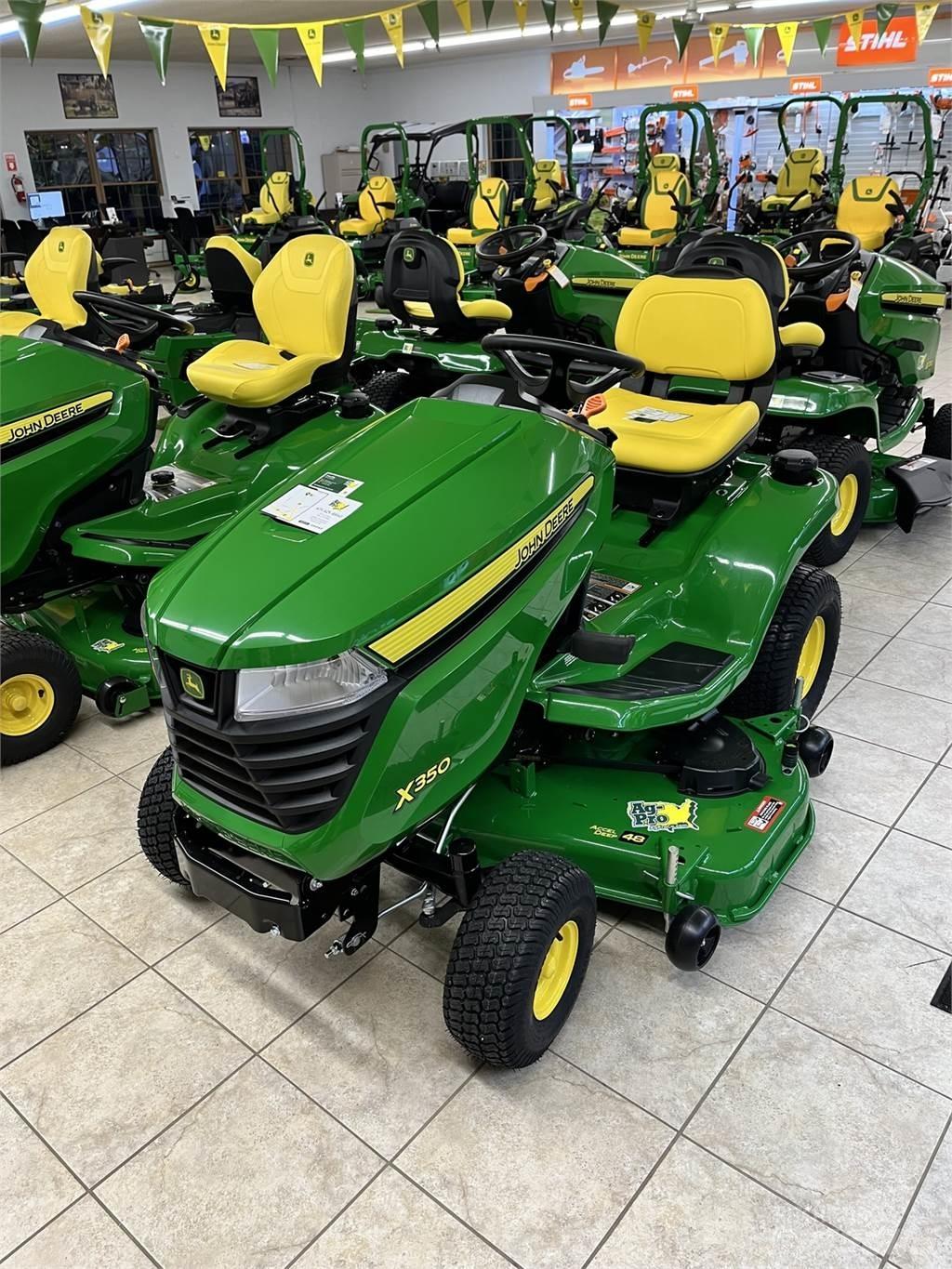 John Deere X350 Компактни трактори