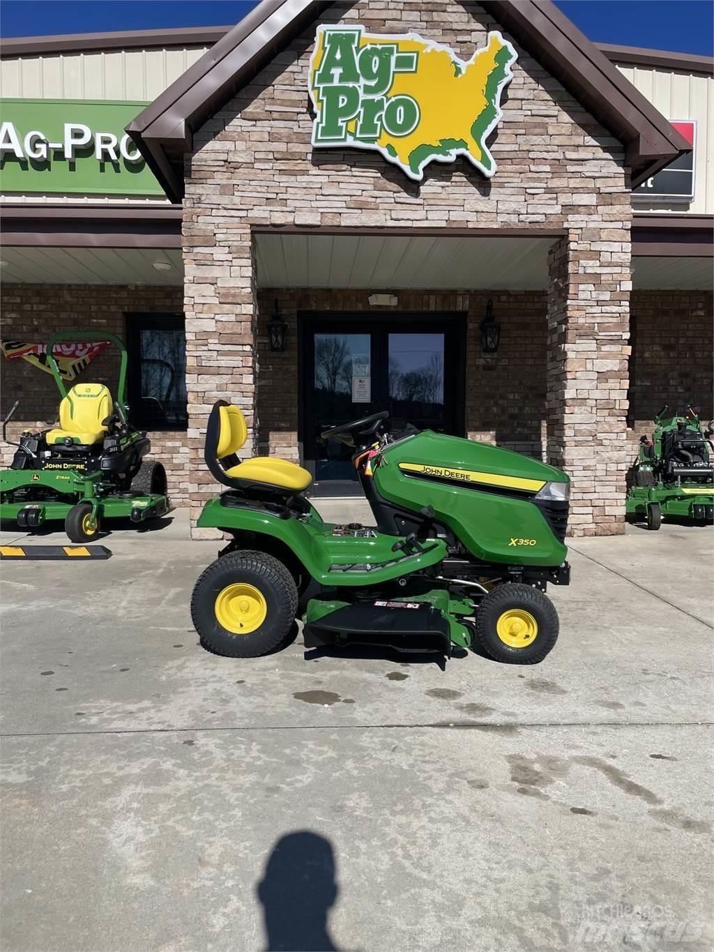 John Deere X350 Компактни трактори