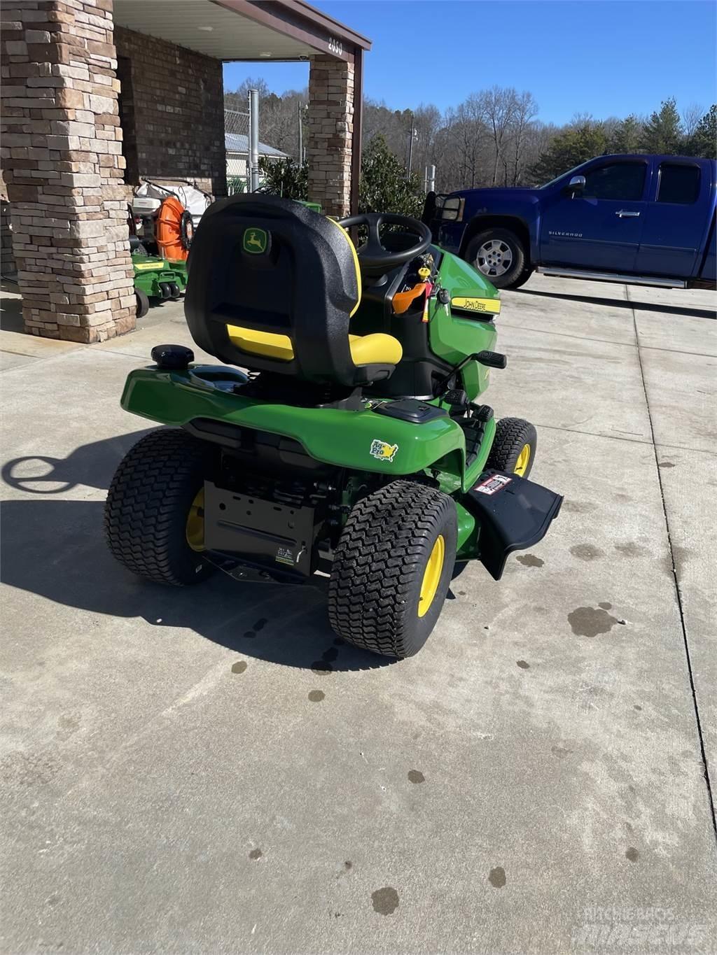 John Deere X350 Компактни трактори