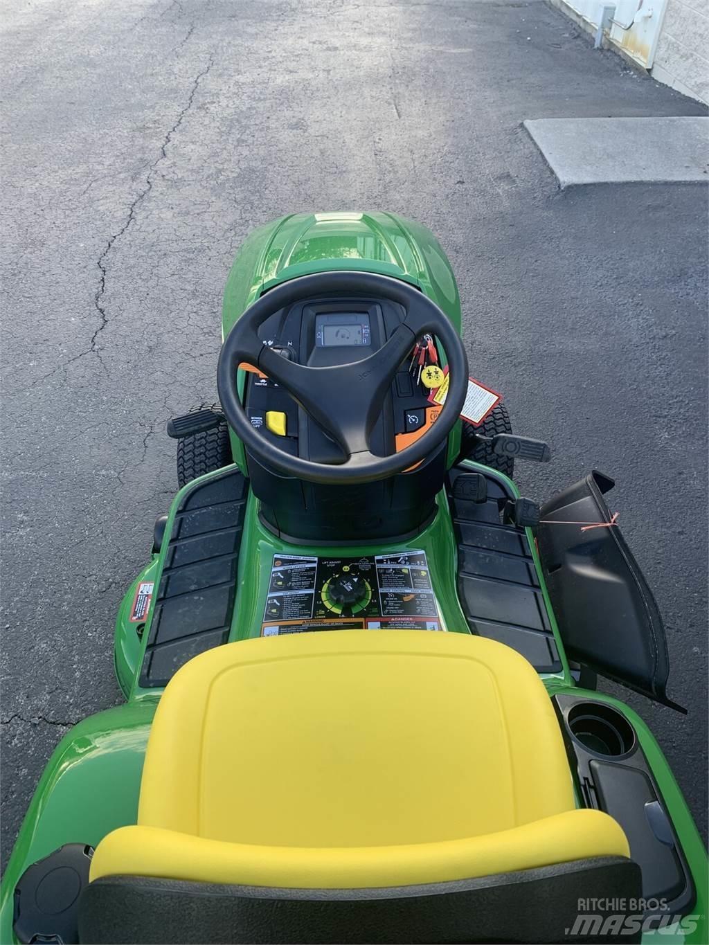 John Deere X350 Компактни трактори
