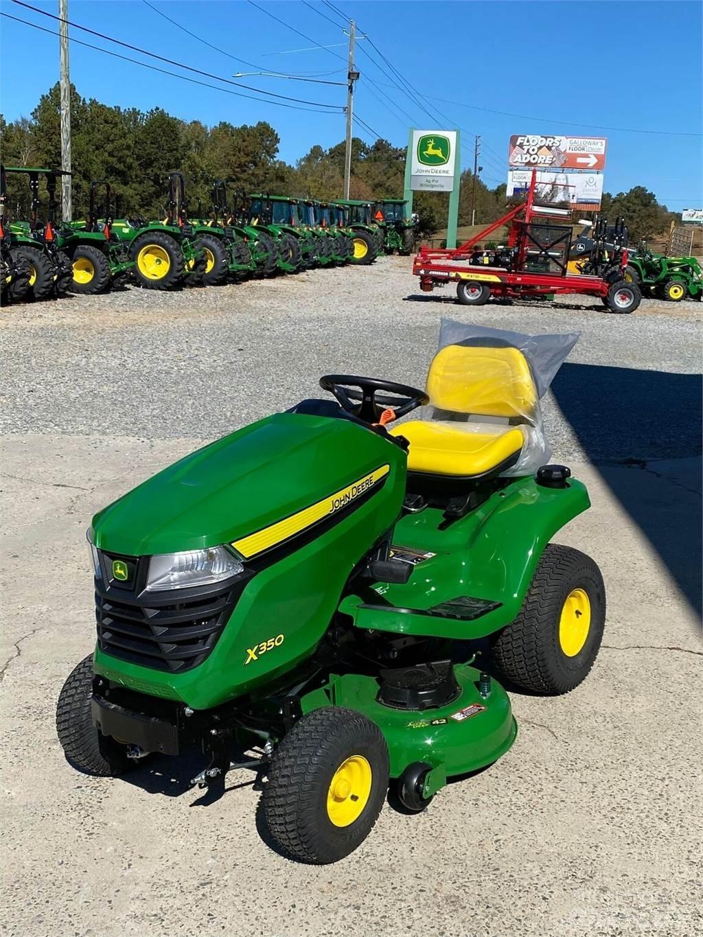 John Deere X350 Компактни трактори