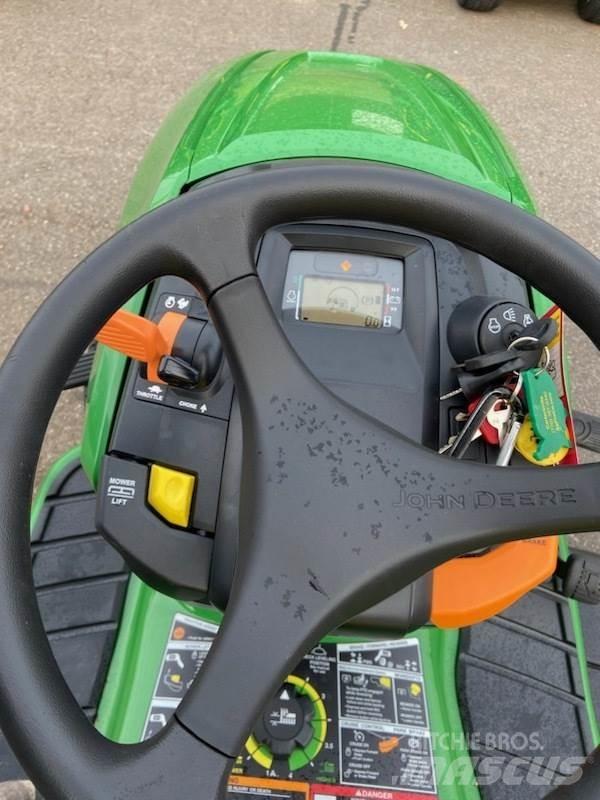 John Deere X350 Компактни трактори