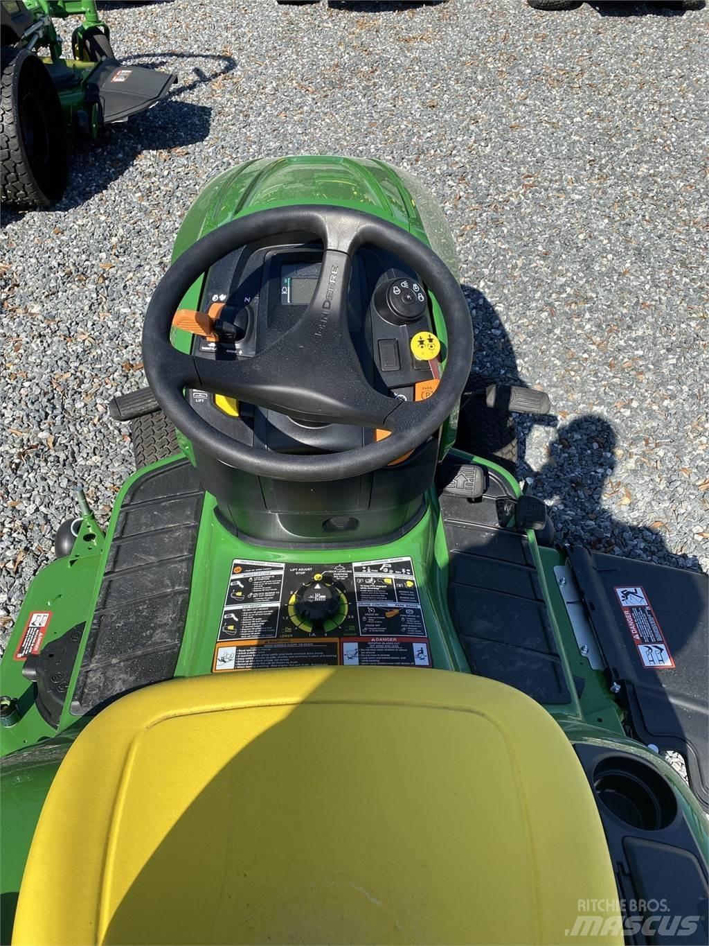 John Deere X350 Компактни трактори