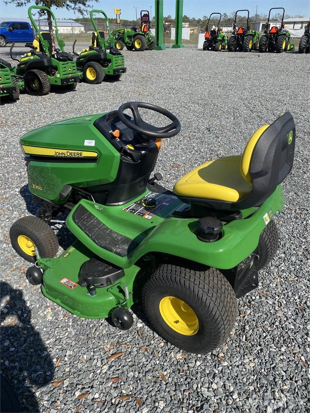 John Deere X350 Компактни трактори