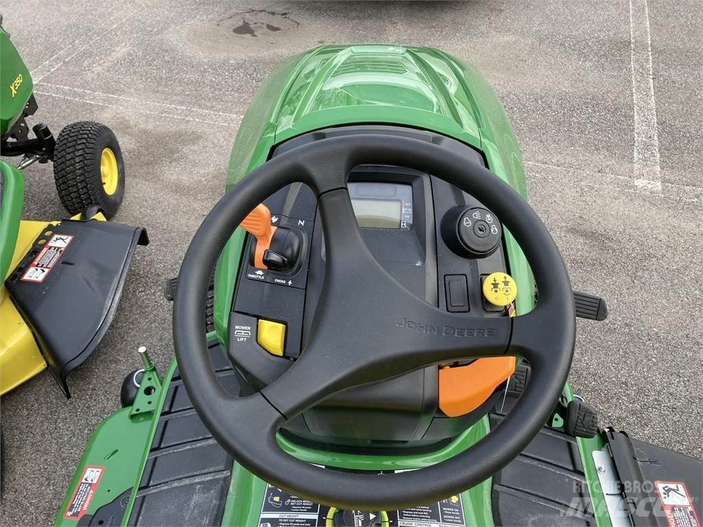 John Deere X350 Компактни трактори