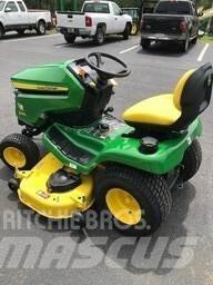 John Deere X380 Компактни трактори