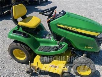 John Deere X380 Компактни трактори
