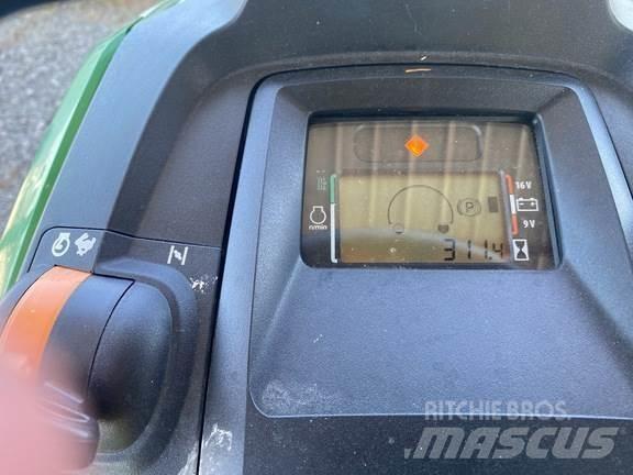 John Deere X380 Компактни трактори