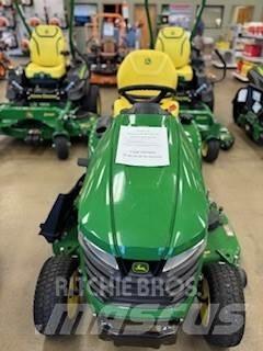 John Deere X390 Компактни трактори