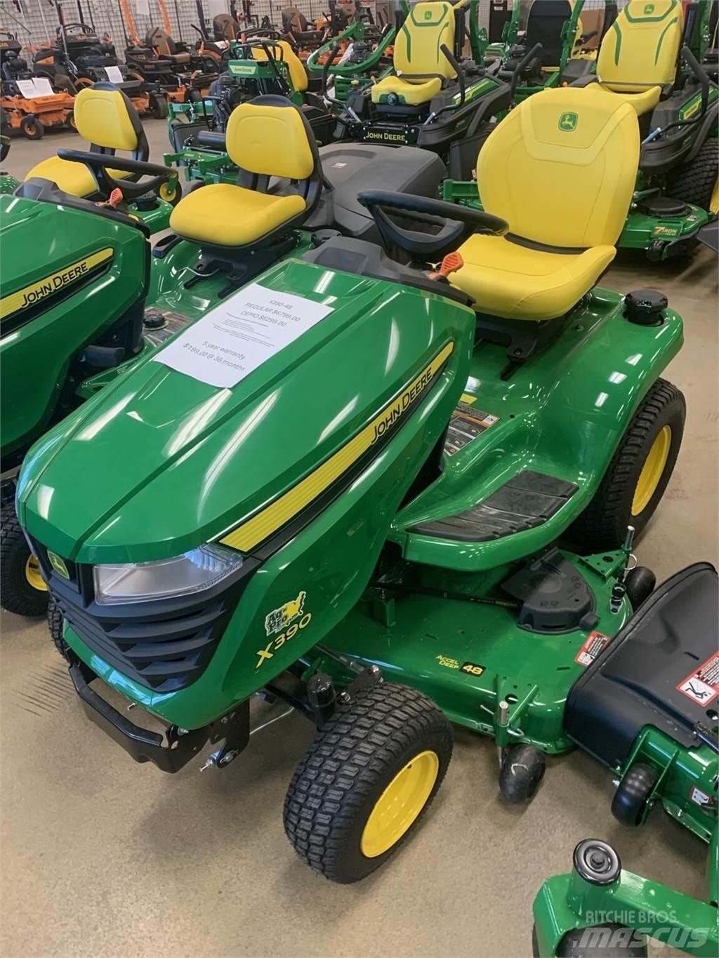 John Deere X390 Компактни трактори