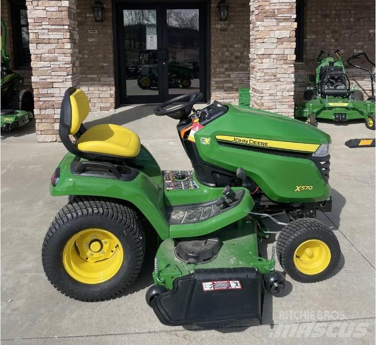 John Deere X570 Компактни трактори