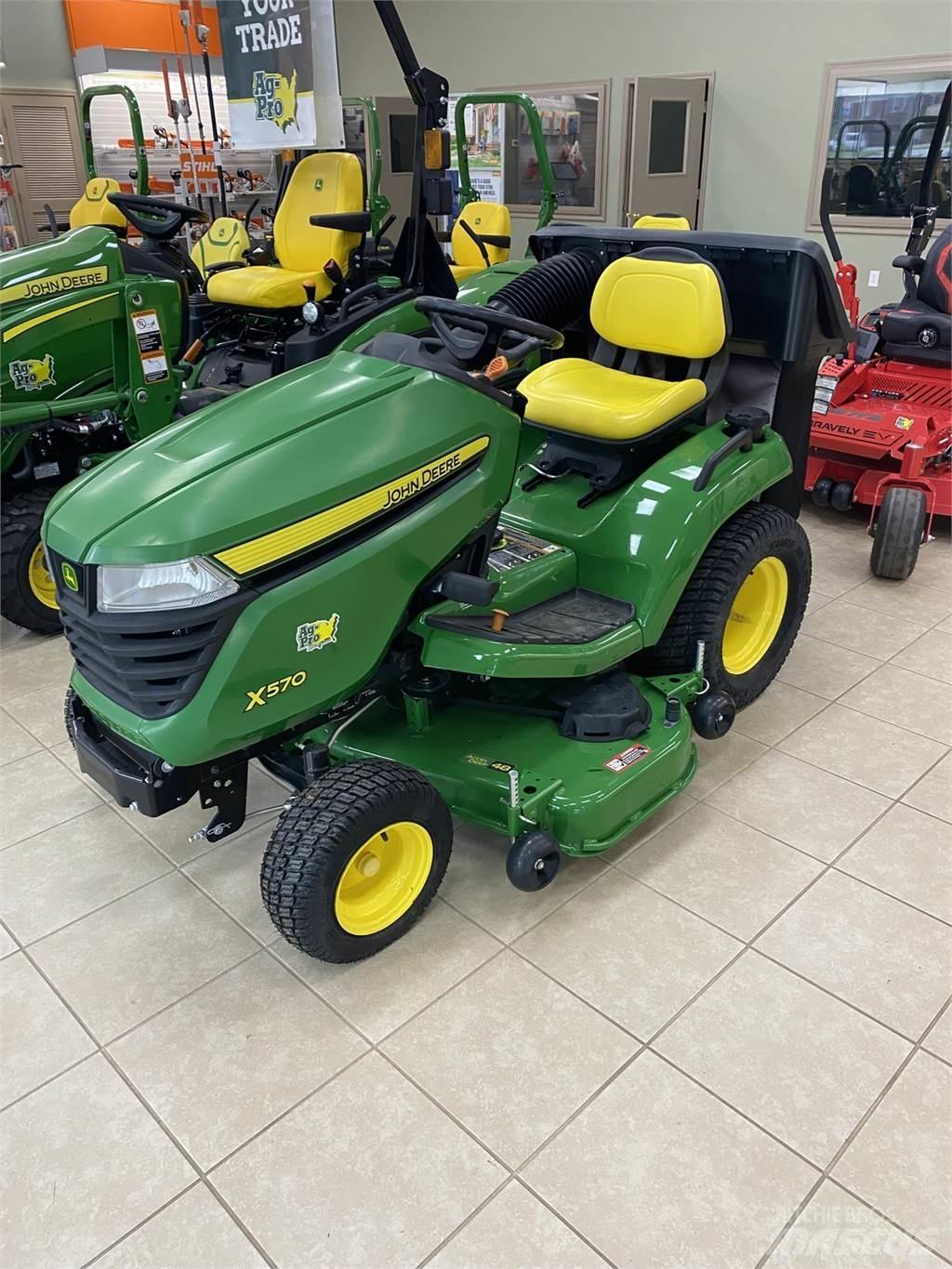 John Deere X570 Компактни трактори