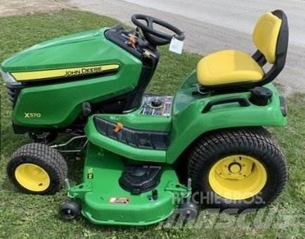 John Deere X570 Компактни трактори