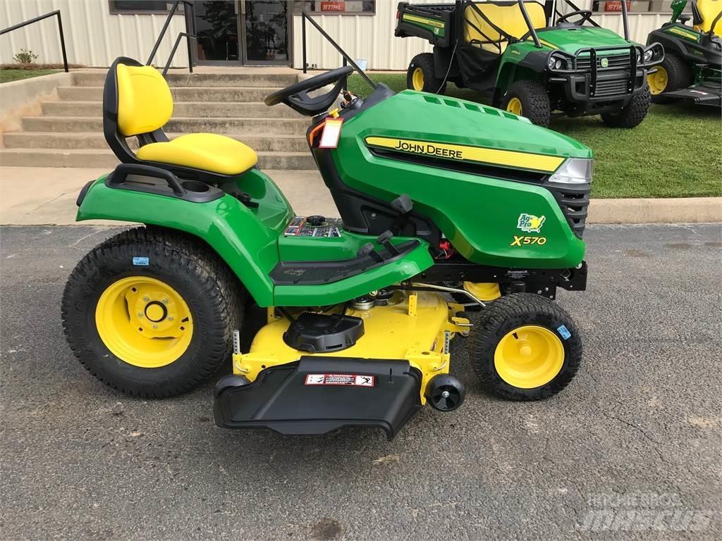 John Deere X570 Компактни трактори