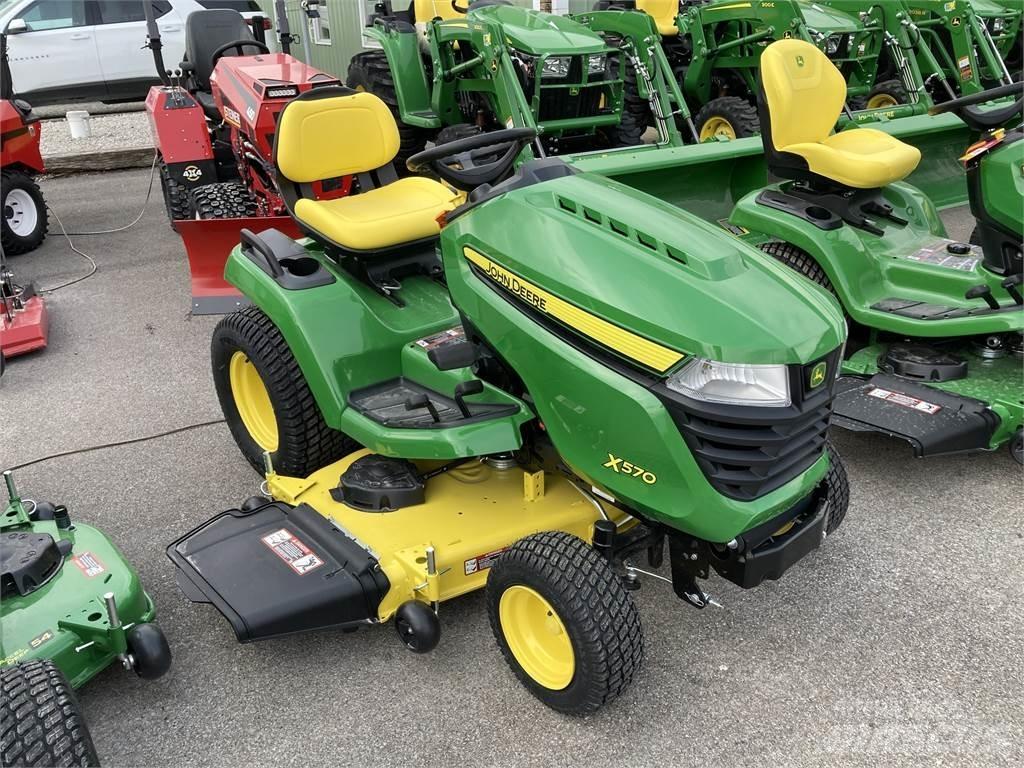 John Deere X570 Компактни трактори
