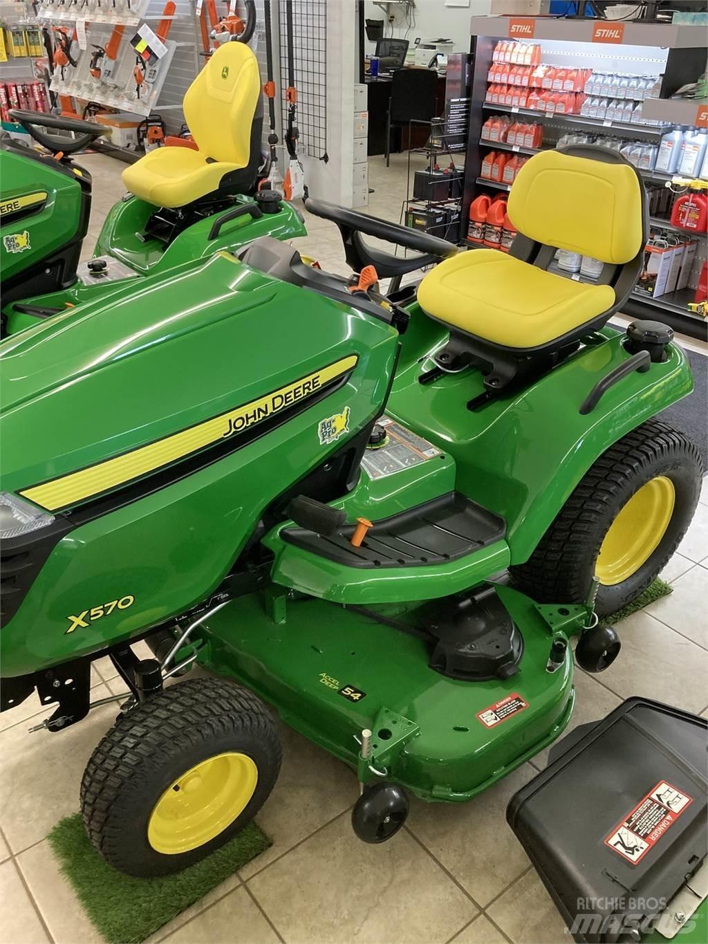 John Deere X570 Компактни трактори