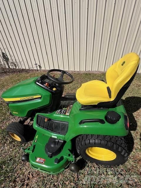 John Deere X580 Компактни трактори